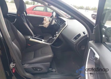 2016 Volvo Xc60 T5 Drive-E z USA, uszkodzony, nr VIN YV440MDJXG2849611